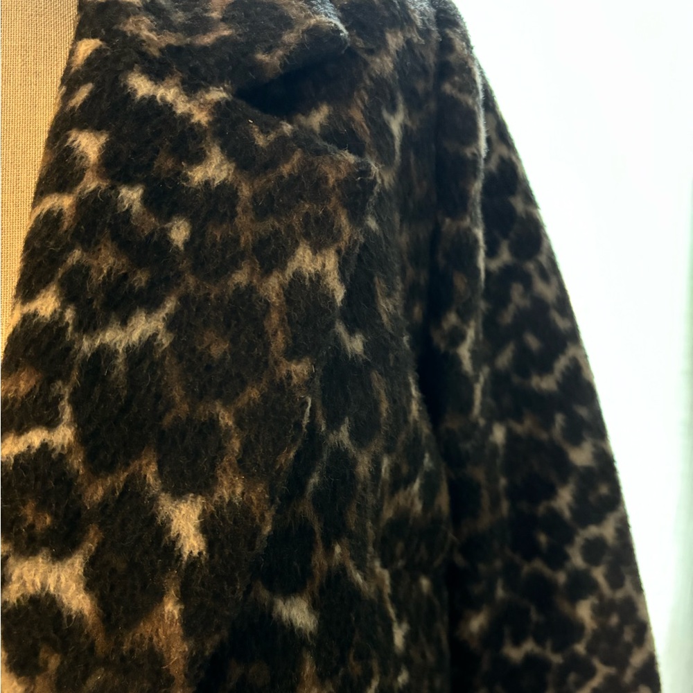 Leopard coat - Picture 4 of 5